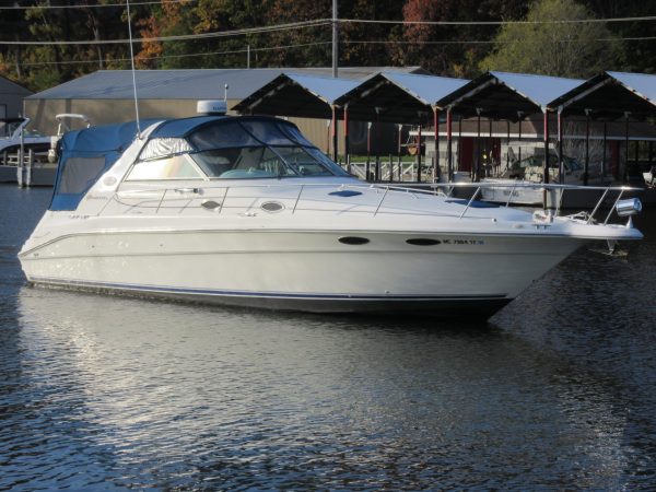 Sea Ray 330 Sundancer For Sale at Pier 33